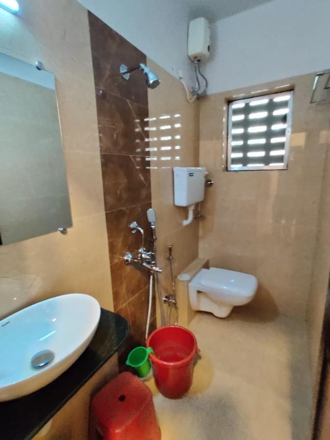 Hotel Surya Grande Kudal  エクステリア 写真